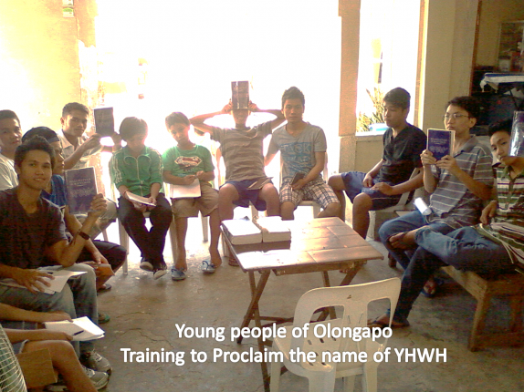 youth in philippines preparing to share the Name and truth