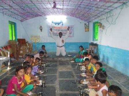 Banner Elder India 1